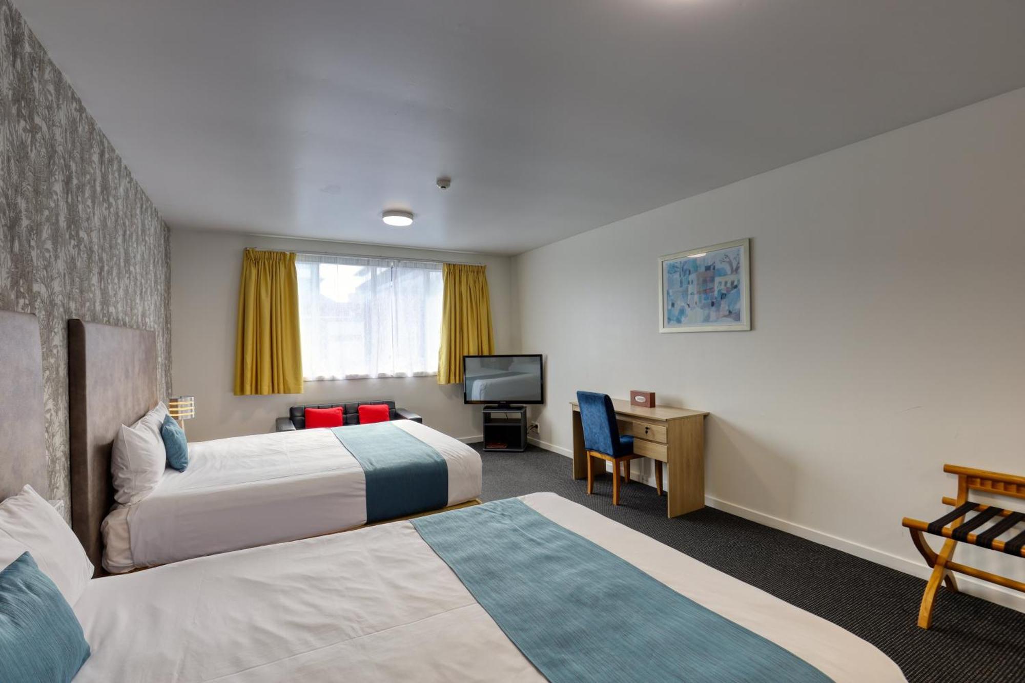 Ramada By Wyndham, Hamilton City Center Zewnętrze zdjęcie