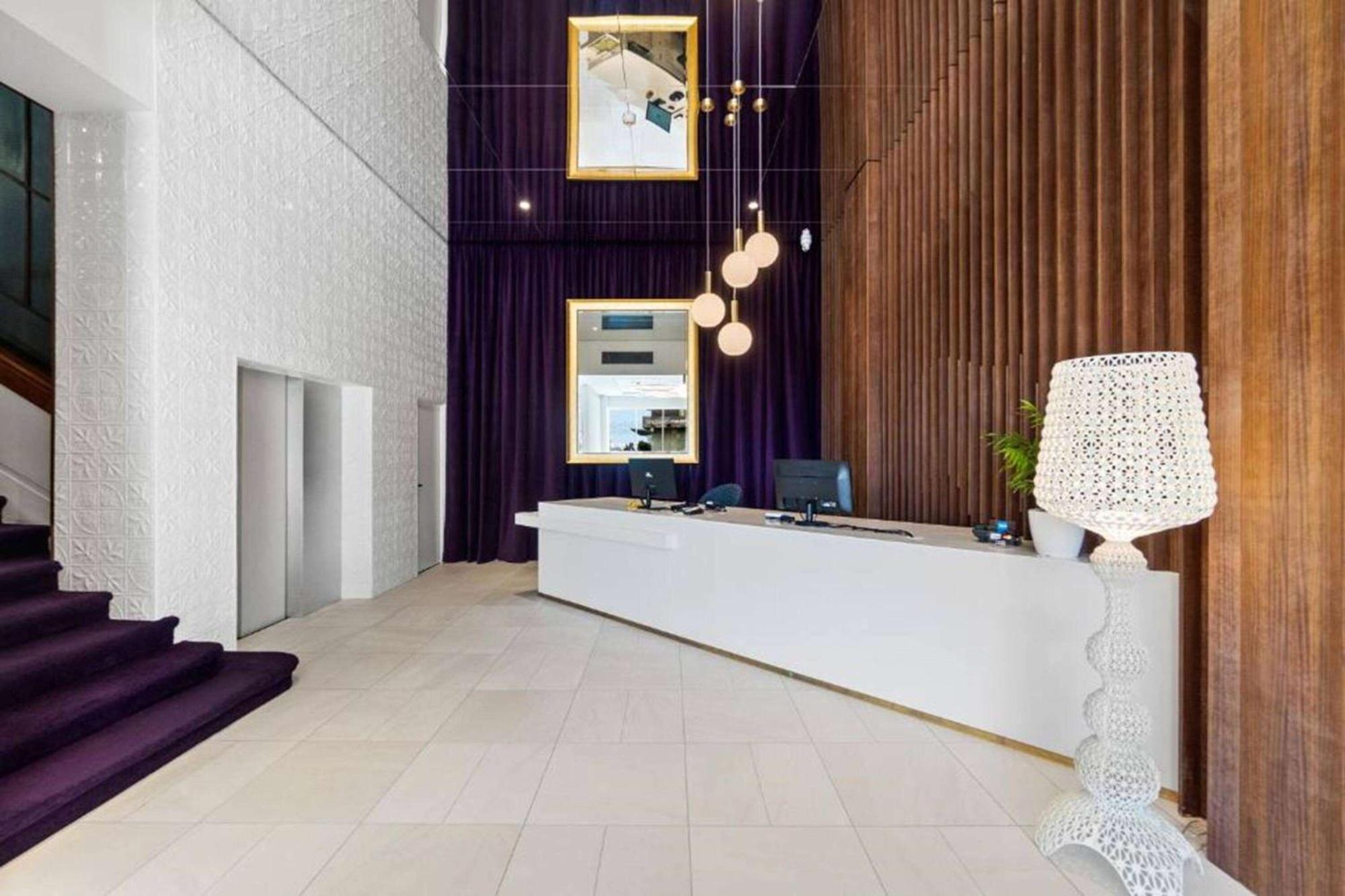 Ramada By Wyndham, Hamilton City Center Zewnętrze zdjęcie